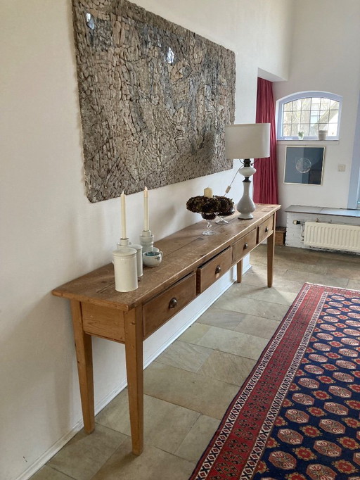 Mesa auxiliar antigua