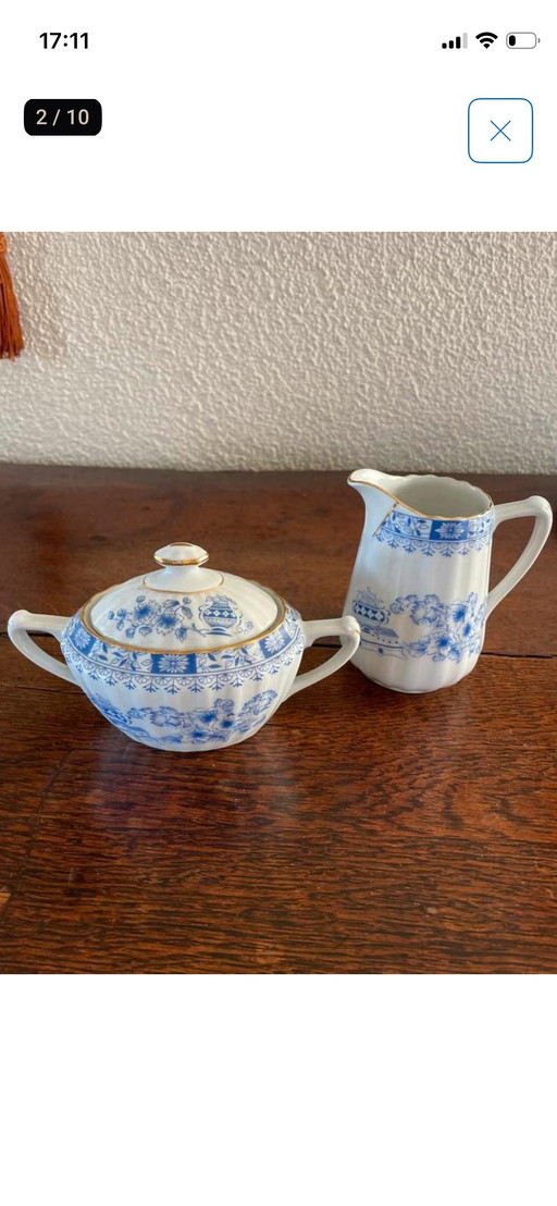 Seltmann Weiden porcelain tableware, 17 pieces