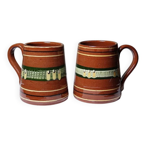 Par de tazas vintage de cerámica de Troyes, artesanía búlgara de los años 60-70.
