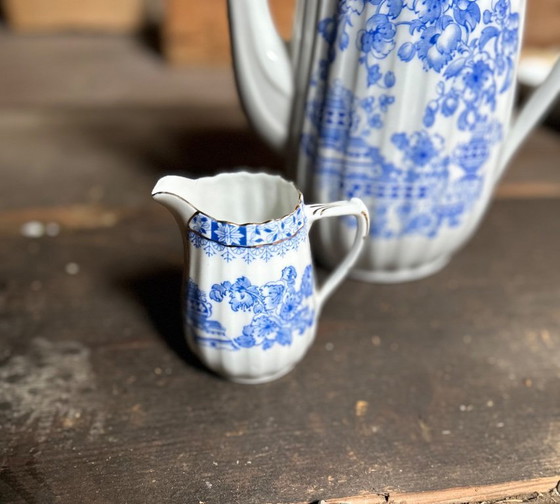 Image 1 of Ein touch Royalty am Kaffeetisch 