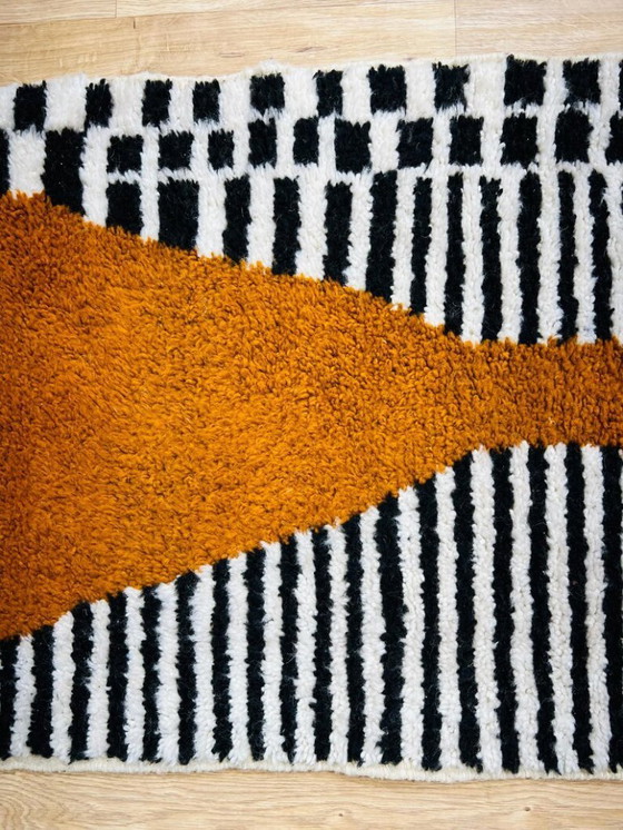 Image 1 of Beautiful handcrafted runner rug 300cm x 70cm