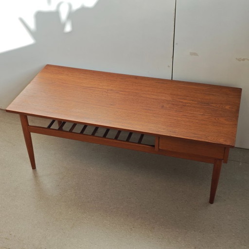 Vintage O.M.F. Couchtisch aus Teakholz