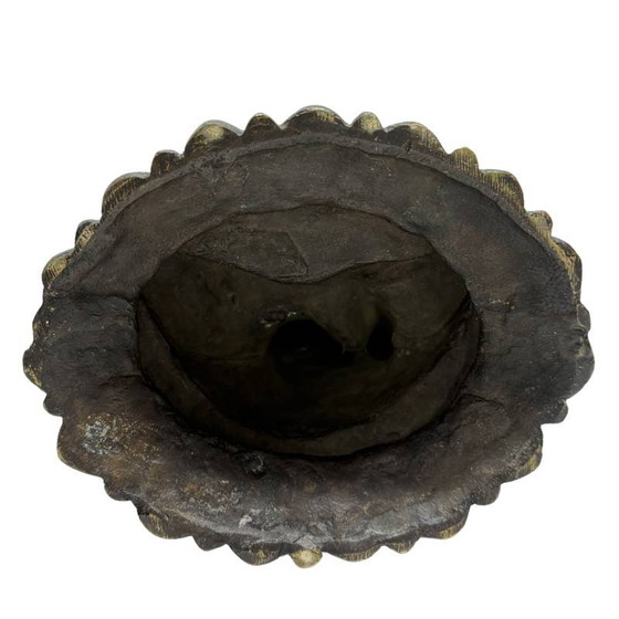 Antique Bronze Sino-Tibetan Buddha Statue on Lotus Throne – Sculpture (photo 10 of 10)