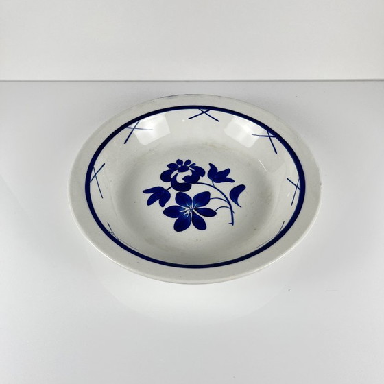 Image 1 of Porcelain salad bowl "Fontainebleau" from Gien, early 20th century