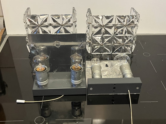 Image 1 of Een paar Kinkeldey nachtlampjes uit het midden van de 20e eeuw.
