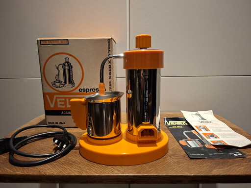 Velox espressomachine jaren 70 / puntgaaf ontworpen door P. Malago