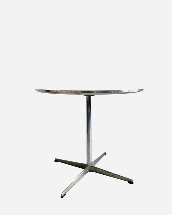 Image 1 of Arne Jacobsen - Side table model "A 222" - Fritz Hansen, Denmark - 1960s