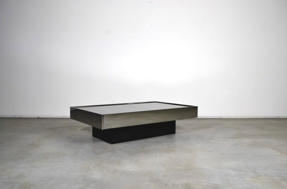 Image 1 of Tavolino da caffè con bar a scomparsa Willy Rizzo