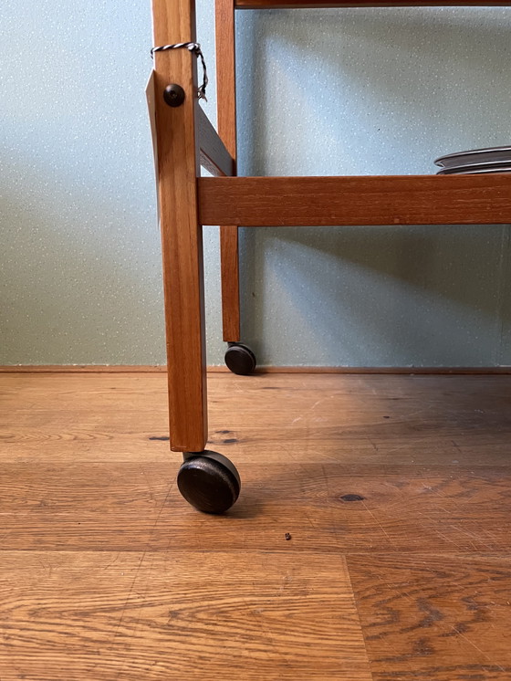 Image 1 of Roltafel teak en teak fineer vintage uit Denemarken 