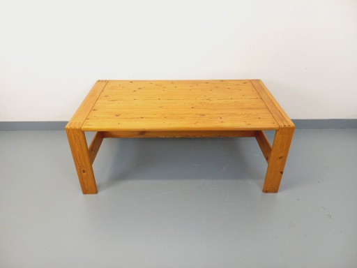 Grote vintage salontafel van massief grenenhout uit de jaren 70/80.