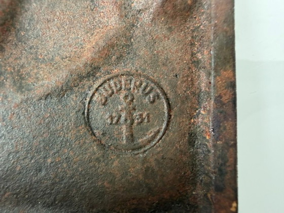 Kurt Lehmann Gusseisen Wandrelief Die Ruhende 1959 – Bildhauerei, Iron (photo 12 of 14)
