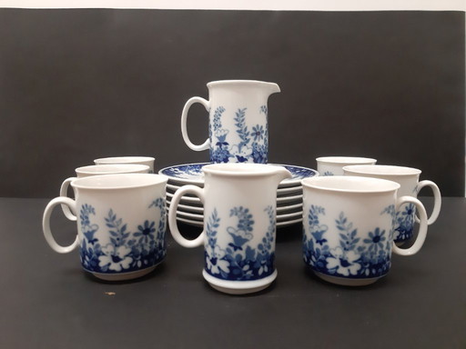 Coffee set with milk container / 6 plates/ "Žosefina"