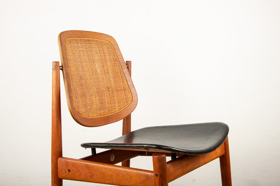 Image 1 of Série de 6 chaises Danoises en Teck, Cannage et Cuir, modèle FD 187 par Arne Vodder pour France & Son 1956.