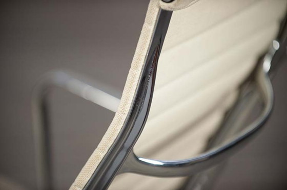 Image 1 of 1X Herman Miller Charles Ray Eames Ea116