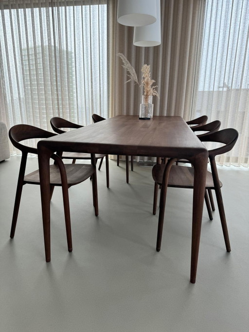 Mesa de comedor artesanal Latus