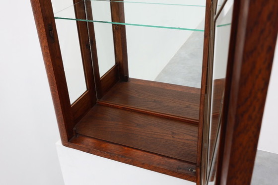 Image 1 of Mobiletto Art Déco francese in rovere con vetro piombato bisellato, ca. 1920