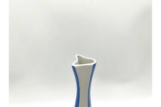 Image 1 of "Pikasiak" curly vase, Ćmielów, 1960s.