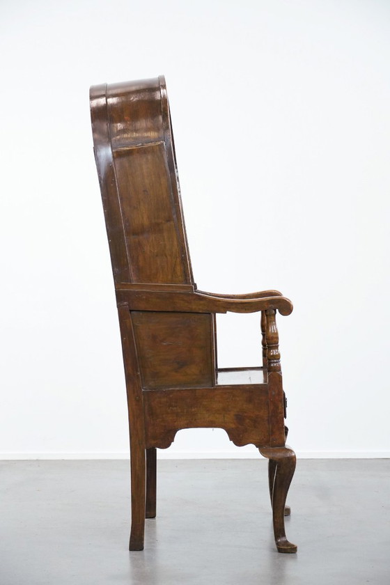 Image 1 of Antique English hooded lambing chair from the 18th century with a hood shape and a drawer