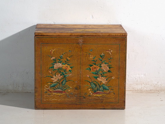 Baúl antiguo pintado en madera de pino – China, circa 1900 – Armarios de almacenamiento (photo 27 of 40)