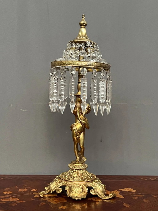 Lamp. Bronze figurine, crystal. France. 19th century. Height 45 cm. – tafellampen (photo 2 of 7)