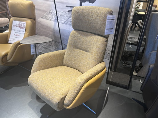 Twice 269N Pro relaxfauteuil met sta op hulp – De Toekomst, Textile, Lambskin