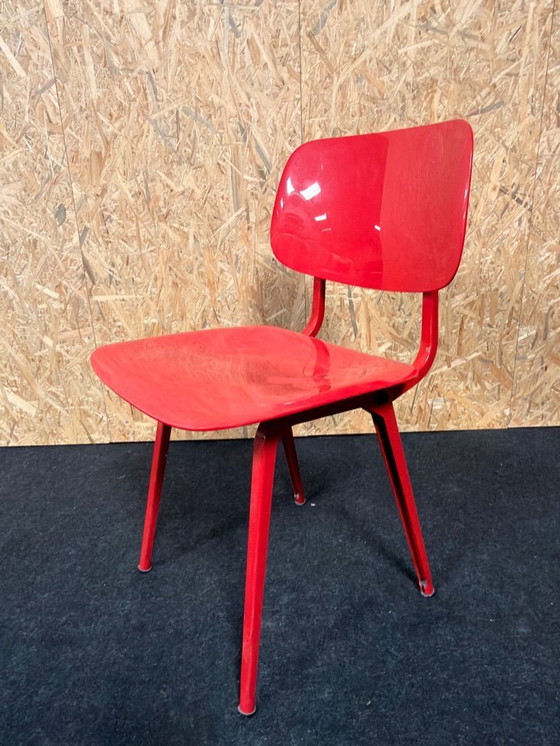 Image 1 of Ahrend de Cirkel Revolt chair