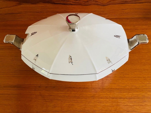 Art Deco, Soup Tureen From Victoria China, Czechoslovakia 1930s