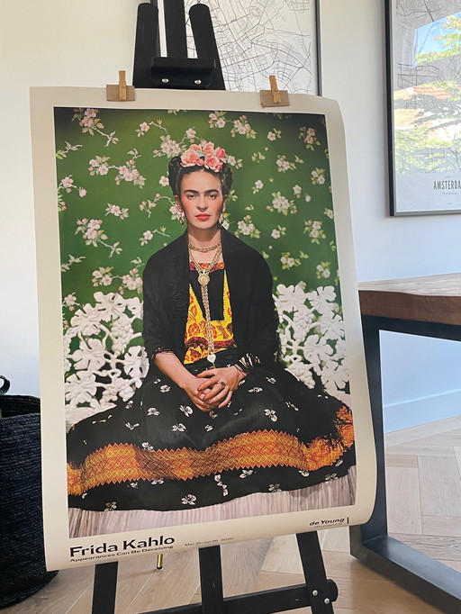Nicolas Muray, Frida on Bench, New York City, 1939, Copyright Nicolas Muray, Copyright 2020 FAMSF, Printed USA