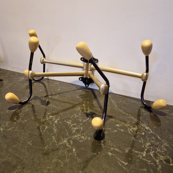 Image 1 of Appendiabiti vintage anni '50 dorato