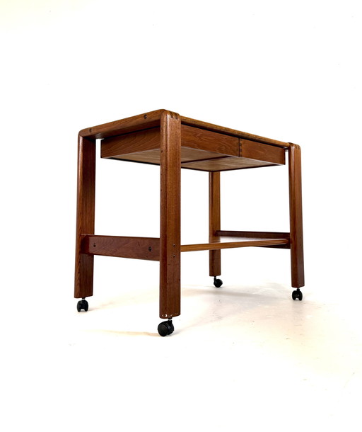 Vintage dänischer Teak-Fernsehschrank aus den 70er Jahren