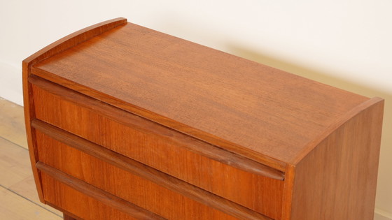 Image 1 of Vintage chest of drawers | 3 drawers | Bedside table