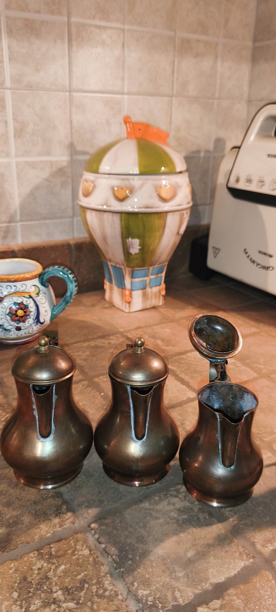 Ensemble de 5 cafetières arabes vintage Dallah en cuivre et laiton, style turc et moyen-oriental (photo 3 of 10)