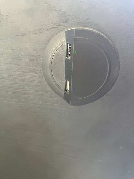 Geräumiges Jugendbett 100x200 inklusive Gästebett und USB-Modul MM Store