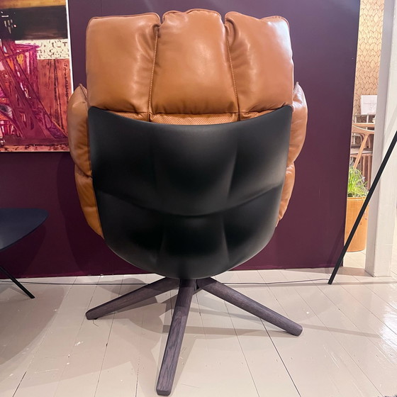 Image 1 of Fauteuil pivotant Husk de B&B Italia avec repose-pieds