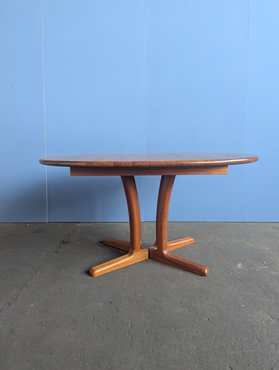 Image 1 of Vintage Dyrlund dining table extendable