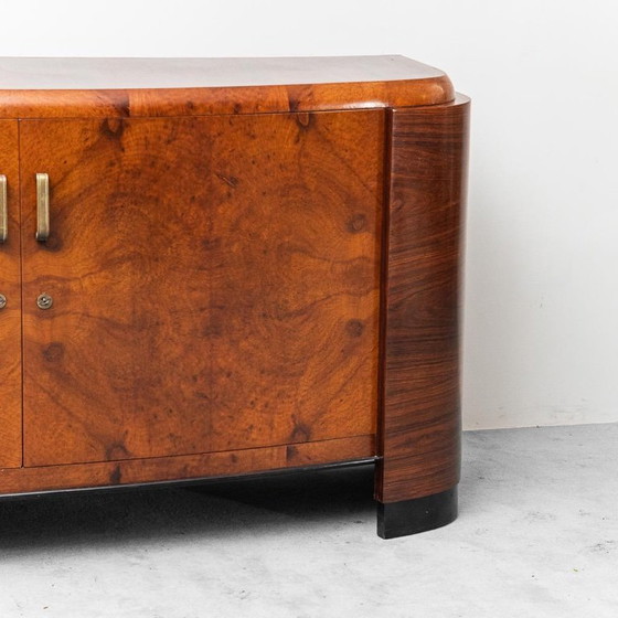 Image 1 of CREDENZA ART DÉCO VINTAGE IN RADICA DI NOCE – MOBILE SIDEBOARD DESIGN ANNI ’30