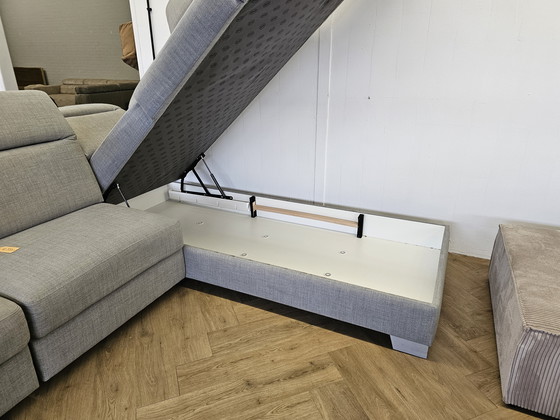 Image 1 of Henders & Hazel - Divano angolare regolabile elettricamente