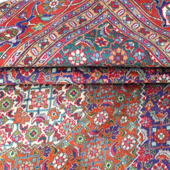 Image 1 of Hand-knotted Persian carpet Tabriz 387x286