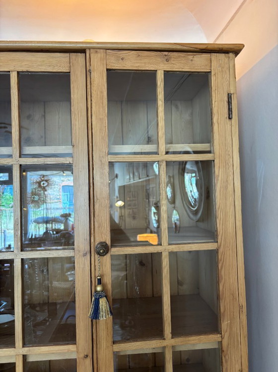 Image 1 of Glazen vitrine