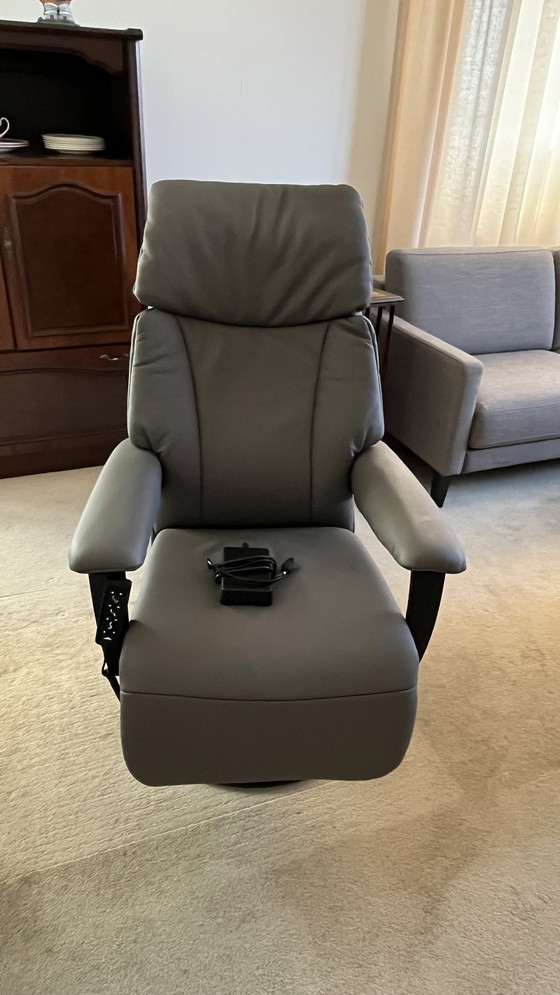 Image 1 of Aufstehen