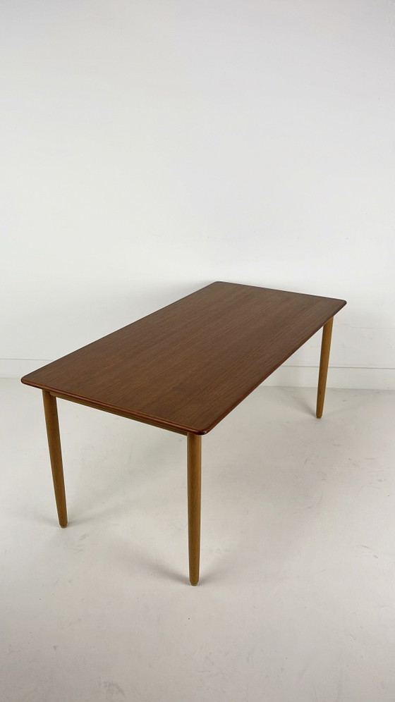 Swedish vintage Coffee table Fårgelan (photo 7 of 8)