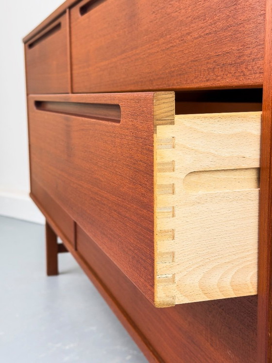 Large Teak Chest of Drawers from Tørring / HJN Møbelfabrik, 1960s – Sideboard, Wood (photo 22 of 25)