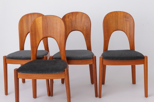 4 van de 10 eetkamerstoelen van de Deense ontwerper Niels Koefoed (jaren 70)