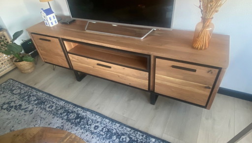 Henders & Hazel TV cabinet
