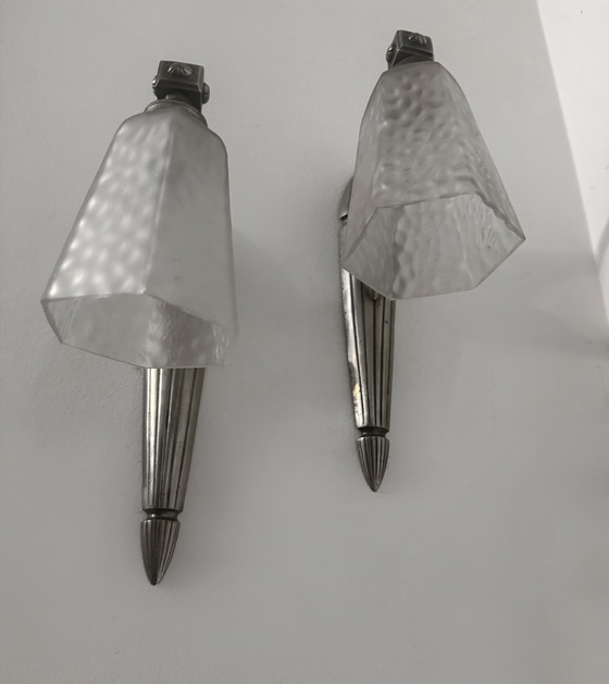 Image 1 of Silberne Art-Deco-Wandleuchten mit Milchglas