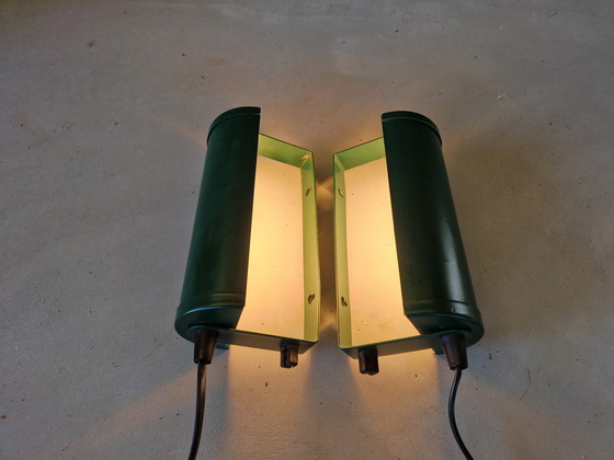 Image 1 of Set aus zwei postmodernen grünen Nachttischlampen