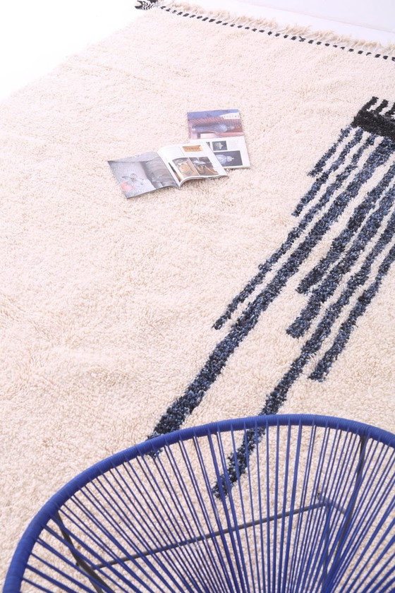 Image 1 of Berber rug in pure wool, handmade using traditional methods, 2/3 m