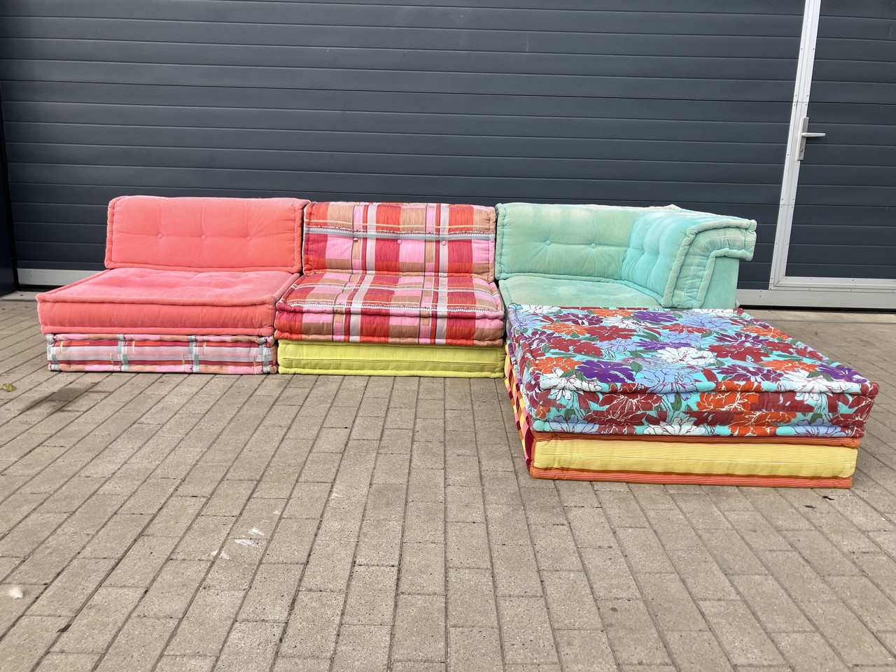 Roche Bobois Mah Jong Kenzo Takada 11 elementi €5,699 Whoppah