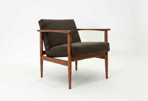 Gerestaureerde fauteuils uit de jaren 70, model M, chocoladebruin