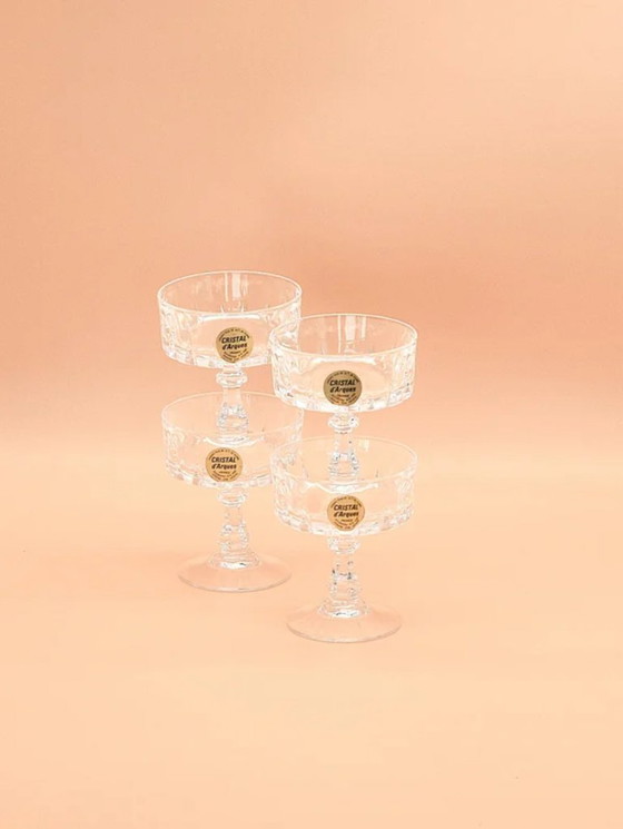 Image 1 of Set aus 4 französischen Cristal d'Arques-Gläsern „Louvre“ aus 24 % Bleikristall